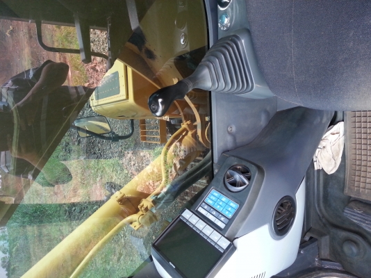 เจ้าของมาเองครับ PC300-8 มีระบบGPS E-COT3 36xx ชม. เปลี่ยนถ่ายศูนย์ 089-717-6464 เจ้าของมาเองครับ PC300-8 มีระบบGPS E-COT3 36xx ชม. เปลี่ยนถ่ายศูนย์ 089-717-6464