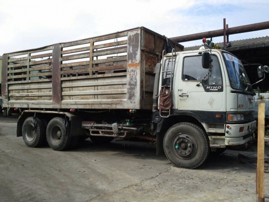 (2คัน)10ล้อดั้มHINO FM3MและFM3H...240และ195แรง..รถห้างแท้ทั้ง2คัน