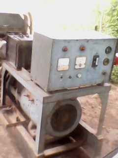 เครื่องปั่นไฟ