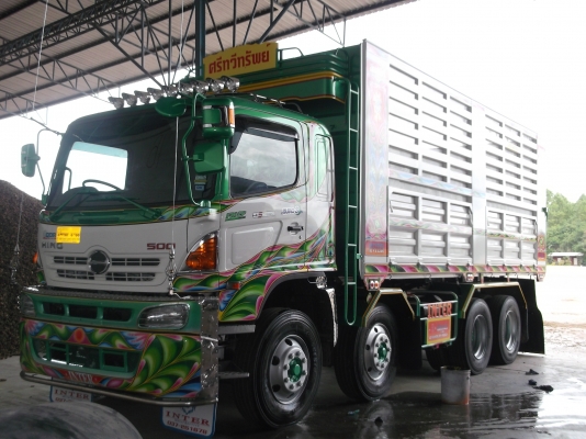 รับต่อกระบะรถบรรทุก ทุกชนิด สนใจติดต่อสอบถามข้อมูลได้ที่เบอร์ 086-6772256 (เฮียตี๋) 081-9832626 (เฮียโชค)