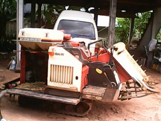 ขายรถเกี่ยวข้าว YANMAR CA-11