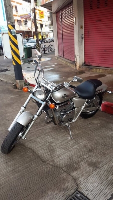 มาใหม่คับ HONDA MAGNA V25 250cc..ปี1996 อินวอยส์ สรรพสามิตรแท้คับ สภาพเดิมๆ สวยๆ เครื่องแน่นมากคับ สีบรอนด์ทอง ราคา 59000 บาท สนใจติดต่อ 081-0578282 คับ พร้อมส่งทั่วไทยคับ POP BIGBIKE SAKONNAKHON....