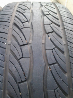 ขายยาง TRI-ace 265-50-20 ปี13 ลงพื้นปี14 ใช้งานแค่3เดือนวิ่งไม่ถึง4000โล ดอกเต็ม 95\% ไม่ปะ ไม่บวม คุ้มสุดๆชุดละ 8,500 บาท