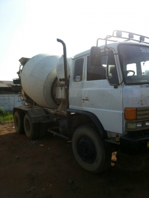Hino Sumo 227 ตัวสุดท้าย เครื่องฝาเหลียม โม่โซ่ 5 คิว ยางดี คัสซีโอเค Hino Sumo 227 ตัวสุดท้าย เครื่องฝาเหลียม โม่โซ่ 5 คิว ยางดี คัสซีโอเค