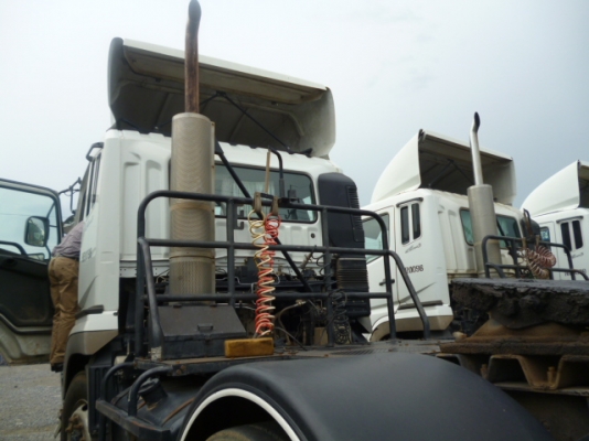 ขขายหัวลากสภาพใหม่ สภาพดีเยี่ยม Mitsubishi Fuso 380 แรงม้า
