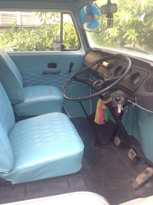 ขายรถตู้โฟล์คขาว-ฟ้า ว๊อคทู