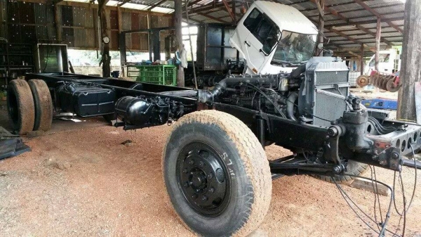 ขาย ISUZU FTR/11L เครื่อง 6BD1 165 แรง ยาว 6 เมตร เครื่องดีมาก คัสซีสวย  ทะเบียน ม.79 ไม่มีหัวเก๋ง