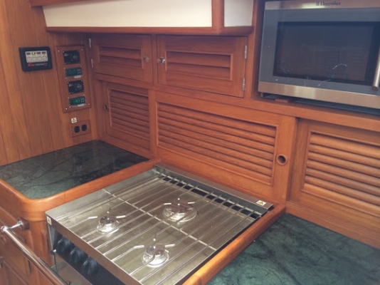 เรือ Explorer Handskritchen สนใจติดต่อ 090-268-2228 เรือ Explorer Handskritchen สนใจติดต่อ 090-268-2228