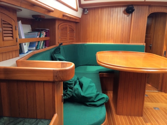 เรือ Explorer Handskritchen สนใจติดต่อ 090-268-2228 เรือ Explorer Handskritchen สนใจติดต่อ 090-268-2228