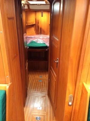 เรือ Explorer Handskritchen สนใจติดต่อ 090-268-2228 เรือ Explorer Handskritchen สนใจติดต่อ 090-268-2228