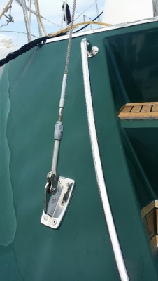 เรือ Explorer Handskritchen สนใจติดต่อ 090-268-2228 เรือ Explorer Handskritchen สนใจติดต่อ 090-268-2228