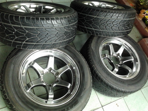 ล้อ Lenso ขอบ18*9 + ยาง 265/60/18 ปี11 สวยๆ 1ชุด ล้อ Lenso ขอบ18*9 + ยาง 265/60/18 ปี11 สวยๆ 1ชุด