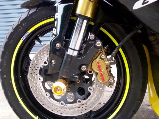 ต้ำพระราม2ขายSUZUKI GSXr 1100 ปี1996 ทบ.แท้โอนขนส่ง ภาษีไม่ขาดต่อป้ายทบครบเล่มครบ แต่งมาเต็มๆ