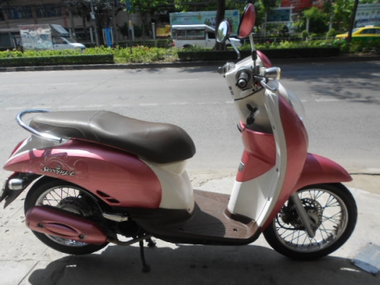 Honda-Scoopy-i 110cc เครื่องเงียบกริ๊บ