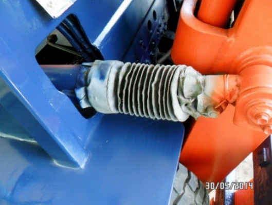 โฟร์คลิฟท์นำเข้าญี่ปุ่น*TOYOTA*5FD25*เสาฟลูฟรี5.50เมตรและสไลด์ได้ขายที่โคราช