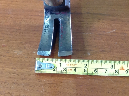 ขายค้อนบลอน ALBR  AMPCO H-20 ไม่เกิดประกายไฟเวลาตอก ,แม่เหล็กไม่ดูด , ด้ามไม้เหนียวลายกรงเล็บ