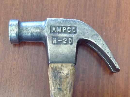 ขายค้อนบลอน ALBR  AMPCO H-20 ไม่เกิดประกายไฟเวลาตอก ,แม่เหล็กไม่ดูด , ด้ามไม้เหนียวลายกรงเล็บ