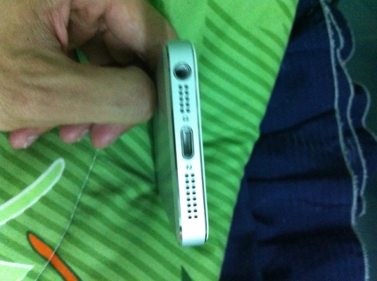 ขาย i phone 5 16 GB สภาพสวยสวยๆ ราคาถูกๆ (ขายแล้ว) ขาย i phone 5 16 GB สภาพสวยสวยๆ ราคาถูกๆ (ขายแล้ว)