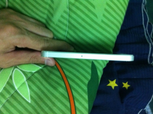 ขาย i phone 5 16 GB สภาพสวยสวยๆ ราคาถูกๆ (ขายแล้ว) ขาย i phone 5 16 GB สภาพสวยสวยๆ ราคาถูกๆ (ขายแล้ว)