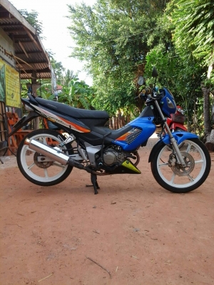 ขายHonda Sonic125 เครื่องดีรถเดิมพร้อมใช้มีเล่มพร้อมชุดโอนราคา12900 บาท