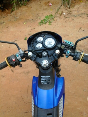 ขายHonda Sonic125 เครื่องดีรถเดิมพร้อมใช้มีเล่มพร้อมชุดโอนราคา12900 บาท