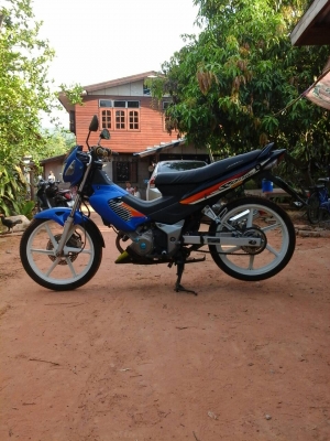 ขายHonda Sonic125 เครื่องดีรถเดิมพร้อมใช้มีเล่มพร้อมชุดโอนราคา12900 บาท