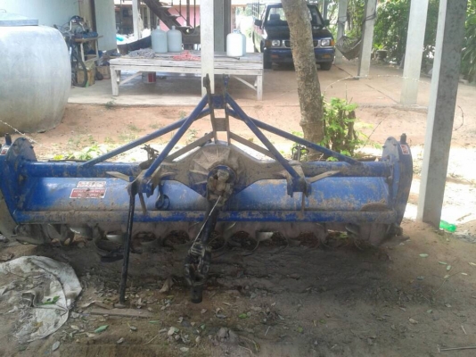 ขายรถไถ FORD สภาพดี อุปกรณ์ ครบ