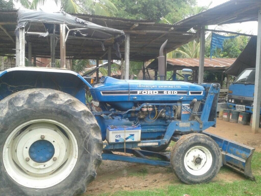 ขายรถไถ FORD สภาพดี อุปกรณ์ ครบ