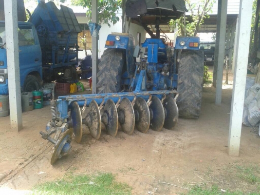 ขายรถไถ FORD สภาพดี อุปกรณ์ ครบ