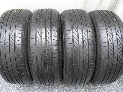 ขายยาง MICHELIN PRIMACY LC ปี12(1ชุด) 215-60-16 ราคา 3,400