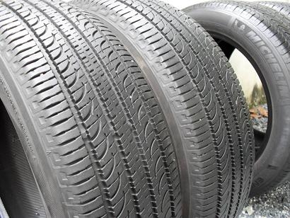 ขายยาง YOKOHAMA GEOLANDAR SUV ปี12(1คู่) 205-70-15 ราคา 2,400