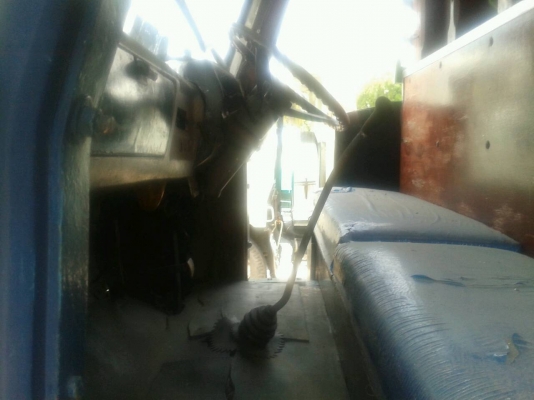 รถสิบล้อ หัวยาว ISUZU เพลาเดียว เครื่อง 6 B F 1 เบรคทิพฟี่ พวงมาลัยเพาเวอร์ ช่วงล่างฟูโซ รถสวย ยางดี 10เส้น ทะเบียนเต็ม  สนใจสอบถามรายละเอียดได้ที 090-3494058