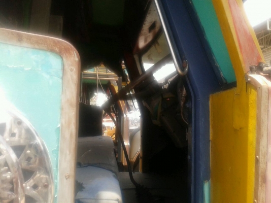 รถสิบล้อ หัวยาว ISUZU เพลาเดียว เครื่อง 6 B F 1 เบรคทิพฟี่ พวงมาลัยเพาเวอร์ ช่วงล่างฟูโซ รถสวย ยางดี 10เส้น ทะเบียนเต็ม  สนใจสอบถามรายละเอียดได้ที 090-3494058