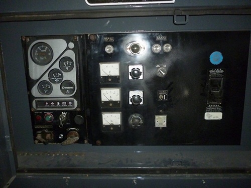 ขายเครื่องปั่นไฟ / เครื่องยนต์ 6d16  turbo /ไดร์ Denyo125kva  สนใจสอบถาม 089-096 2657