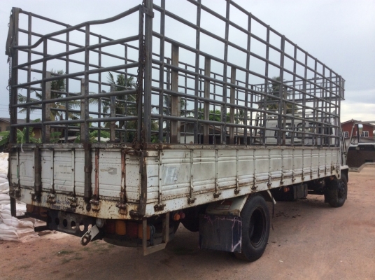 ขายISUZU Rocky6ล้อ FTR.แท้ เครื่อง (6BD 165แรง) ยาว7.2 ม. เบรคจิ๊ฟฟี่ พวงมาลัยพาว์เวอร์  ขับดี ครัทซีสวย ขาย 590,000 บาท