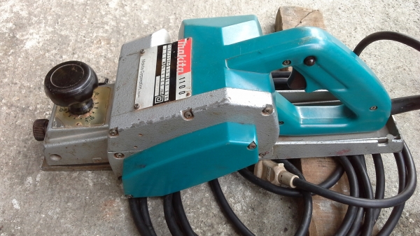 ขายกบไฟฟ้าMAkITA รุ่น 1100 ของแท้ๆ100\%