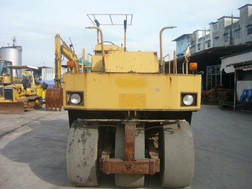 รถบด 7 ล้อยาง SAKAI T600 (เกียร์ออโต้) เก่านอกนำเข้าจากญี่ปุ่น ชั่วโมงการทำงานน้อย ยังไม่ผ่านการใข้งานในไทย 100\% พร้อมลุยงานทุกสถานะ