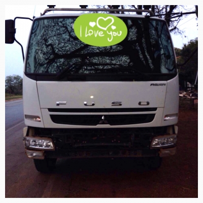 ขายดาวน์ fuso ปี 56 สภาพแจ๋มแจ๋ว 450000