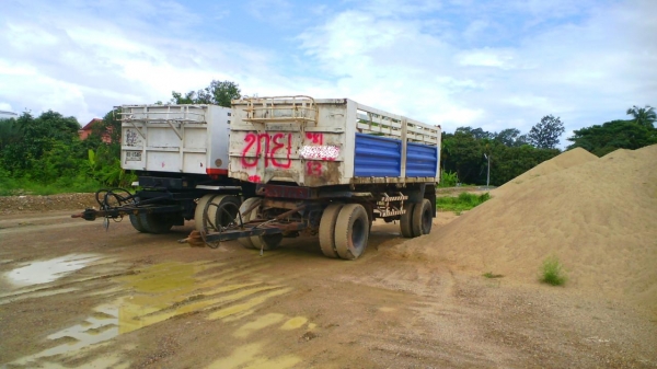 หางพ่วงดั้ม แบบสองเพลา ใช้งานดี มีทะเบียนครบ