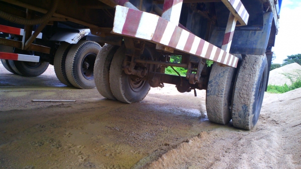 หางพ่วงดั้ม แบบสองเพลา ใช้งานดี มีทะเบียนครบ