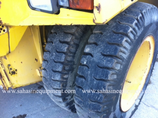 รถขุดล้อยาง PW128UU-1 S/N 11XX นำเข้า สภาพดีมาก บจก.สหสินอีควิปเม้นท์ โทร.081-5851880, 02-5168100-1 www.sahasinequipment.com รถขุดล้อยาง PW128UU-1 S/N 11XX นำเข้า สภาพดีมาก บจก.สหสินอีควิปเม้นท์ โทร.081-5851880, 02-5168100-1 www.sahasinequipment.com