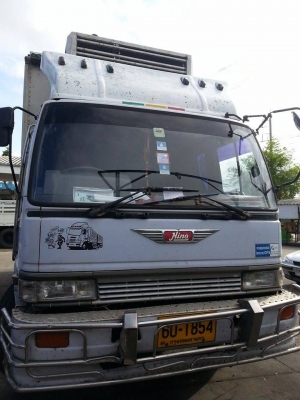 ขายสิบล้อตู้เย็นพร้อมเครื่องฟิตพร้อมงานด้วย