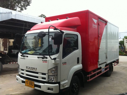 ISUZU FRR ตู้ 3 บาน  210 แรงม้า