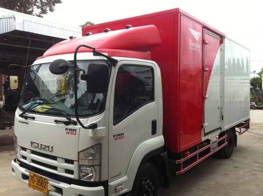 ISUZU FRR ตู้ 3 บาน 210 แรงม้า ISUZU FRR ตู้ 3 บาน 210 แรงม้า