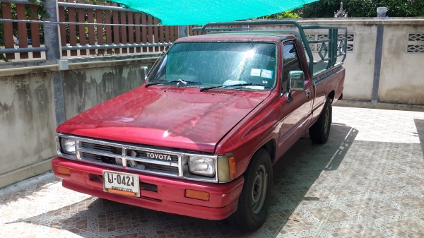 ขาย Toyota Hilux Hero ปี 89 พร้อมใช้งาน