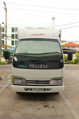 ISUZU NKR หัวการ์ตูน เครื่อง 110 แรง บรรทุกไม่ติดเวลา