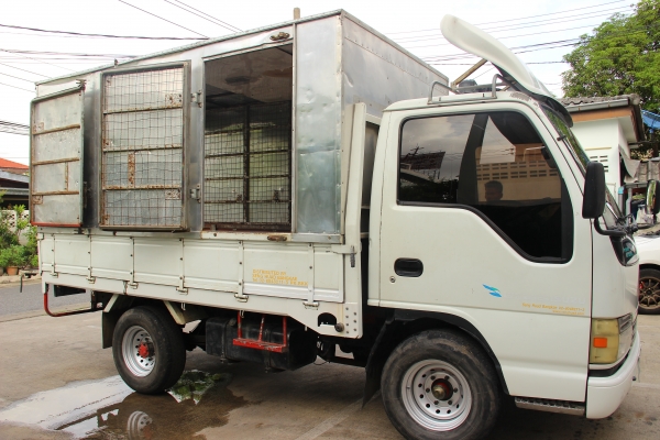 ISUZU NKR หัวการ์ตูน เครื่อง 110 แรง บรรทุกไม่ติดเวลา