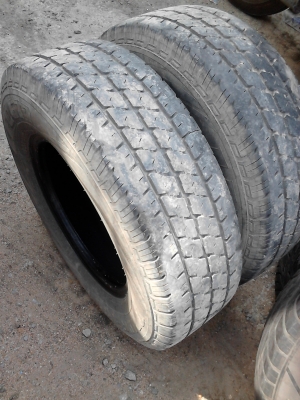 195R14 BRIDGESTONE LEO 677 มี 2 เส้น ( พึ่งถอด อาจเลอะไปหน่อย ) โทร.081-427-3941 195R14 BRIDGESTONE LEO 677 มี 2 เส้น ( พึ่งถอด อาจเลอะไปหน่อย ) โทร.081-427-3941