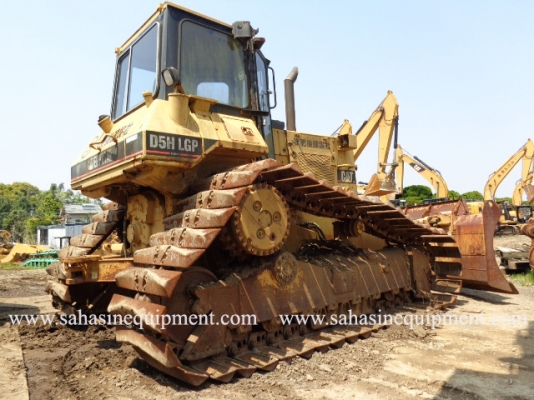 รถแทรคเตอร์ CAT รุ่น D5H S/N 4KD056XX นำเข้า บจก.สหสินอีควิปเม้นท์ โทร.081-5851880, 02-5168100-1 www.sahasinequipment.com