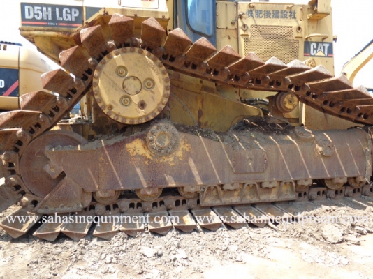 รถแทรคเตอร์ CAT รุ่น D5H S/N 4KD056XX นำเข้า บจก.สหสินอีควิปเม้นท์ โทร.081-5851880, 02-5168100-1 www.sahasinequipment.com